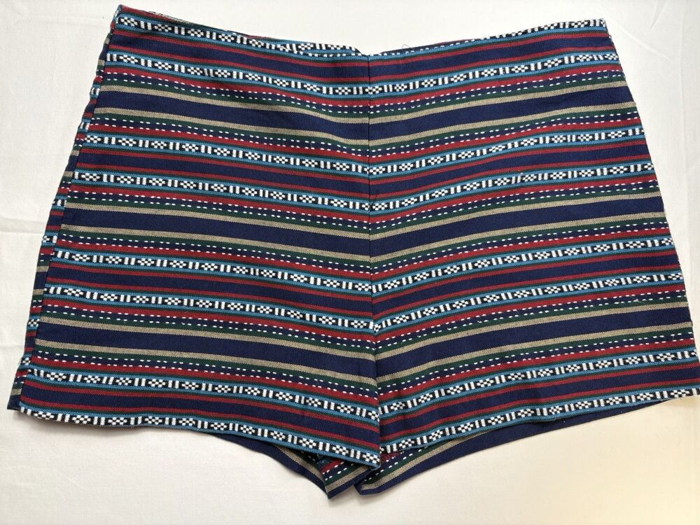 Jolt Juniors 9 Multicolor Striped Flat Front Cotton Casual Shorts